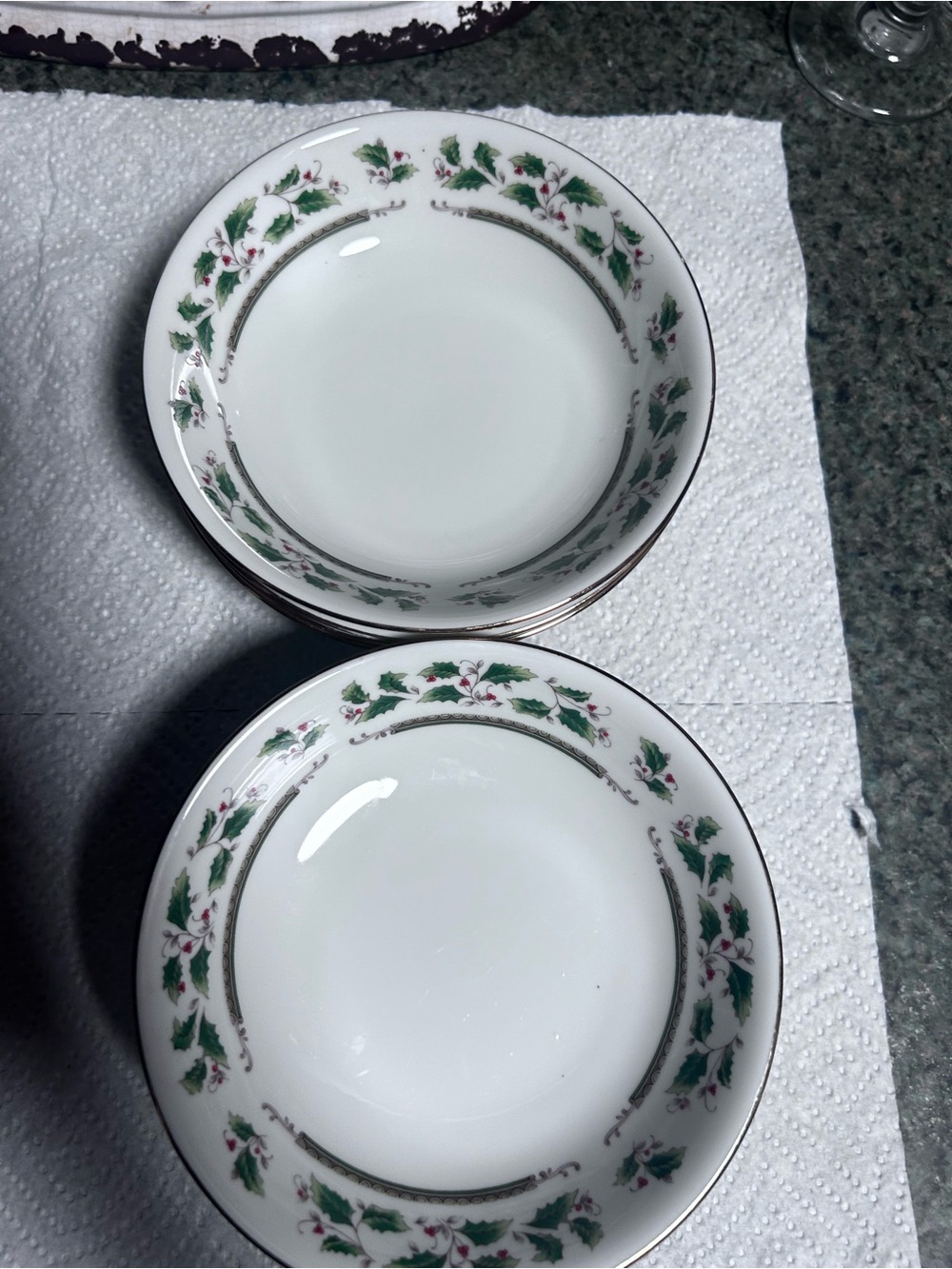 Royal Limited Holly Holiday